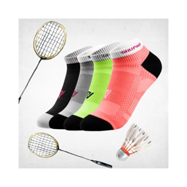 Ce fel de șosete ai nevoie pentru badminton?